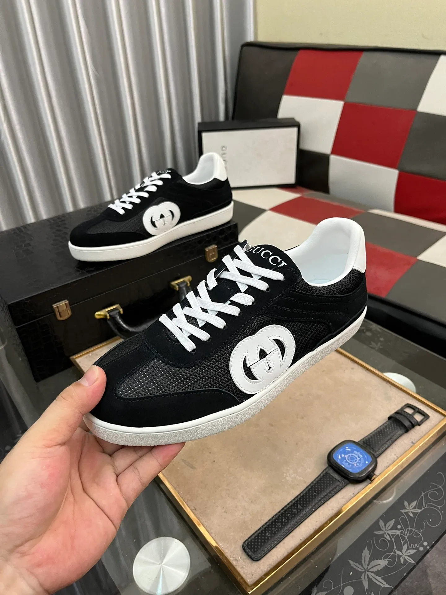 Men's shoes💰380⌚️⌚️[GUCCI] Gucci men's casual shoes are absolutely popular🔥The ultimate matching item for trendy men! The charm of super texture is irresistible, the main recommendation, the flower leather color is bright! The upper is made of high-quality cowhide + brand printed fabric, sheepskin feet, wear-resistant rubber sole, noble and elegant! Extremely comfortable🎁🎁You can be as handsome as you want💪 38-447️⃣colors available